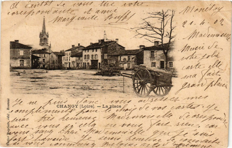 Carte postale ancienne Changy - La place à Changy