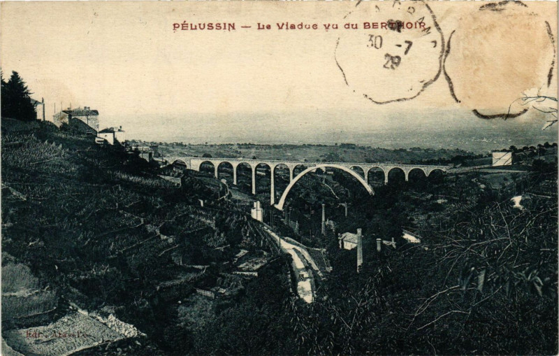 Carte postale ancienne Pelussin - Le Viaduc vu du Berthoir à Pélussin