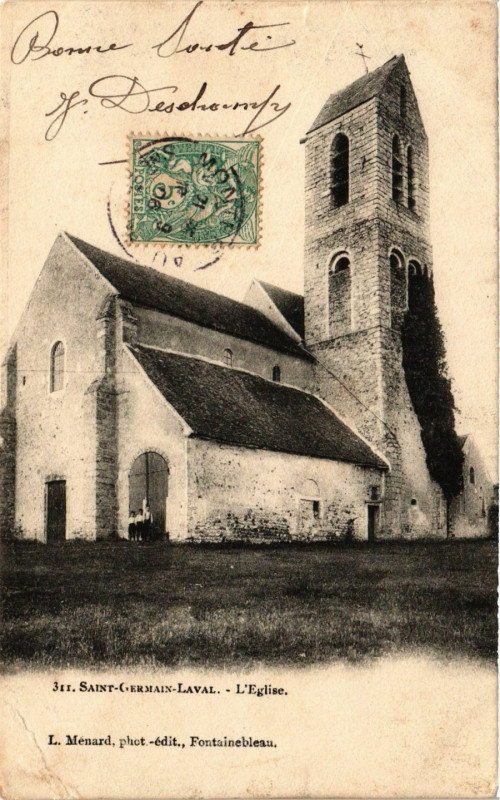 Carte postale ancienne Saint-Germain-Laval - L'Eglise à Saint-Germain-Laval