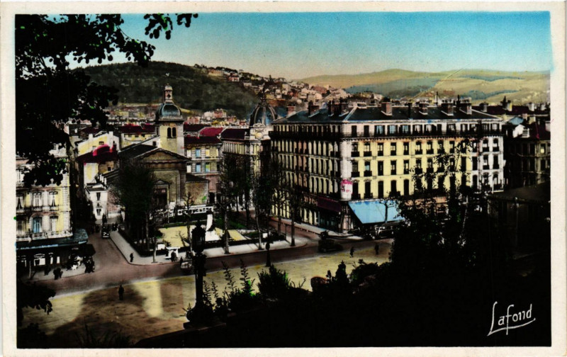 Carte postale ancienne Saint-Etienne - Place Waldeck-Rousseau à Saint-Étienne
