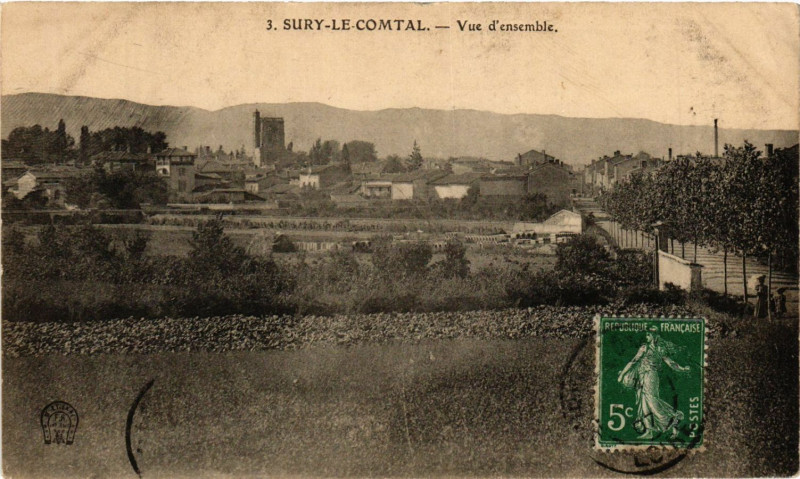 Carte postale ancienne Sury-le-Comtal - Vue d'ensemble à Sury-le-Comtal