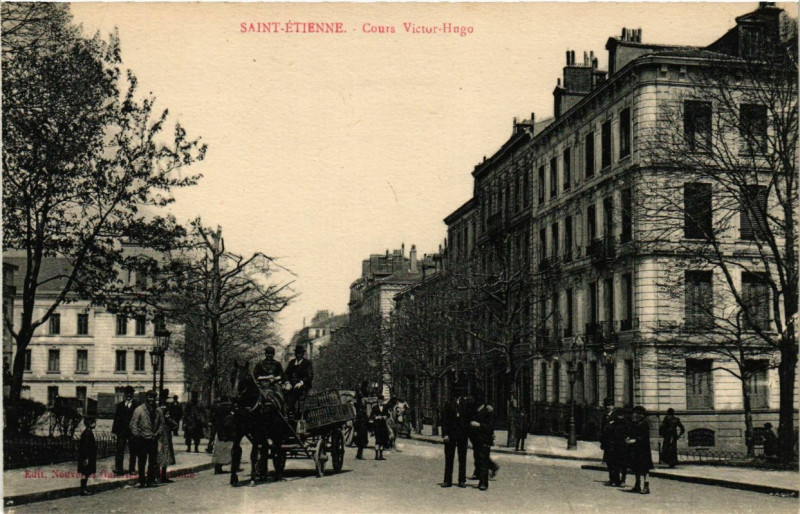 Carte postale ancienne Saint-Etienne - Cours Victor-Hugo à Saint-Étienne