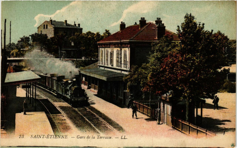 Carte postale ancienne Saint-Etienne - Gare de la Terrasse à Saint-Étienne