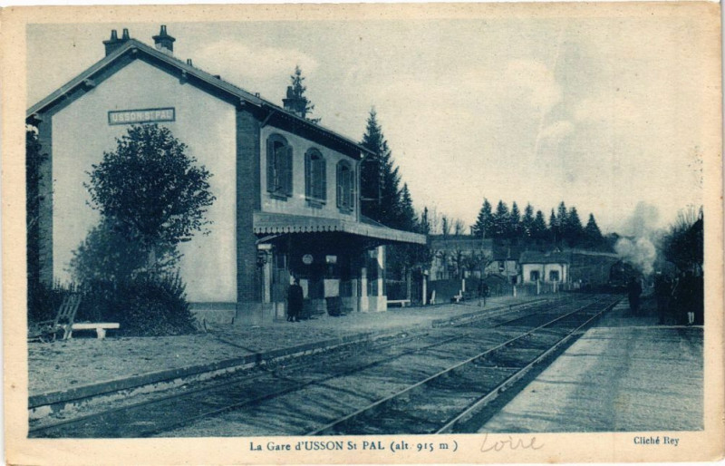 Carte postale ancienne La Gare d'Usson Saint-Pal