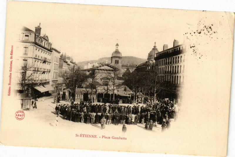 Carte postale ancienne Saint-Etienne-Place Gambetta
