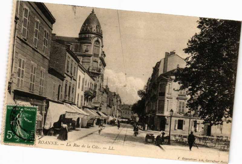 Carte postale ancienne Roanne - La Rue de la Cote à Roanne