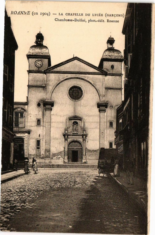 Carte postale ancienne Roanne - La Chapelle du Lycée à Roanne