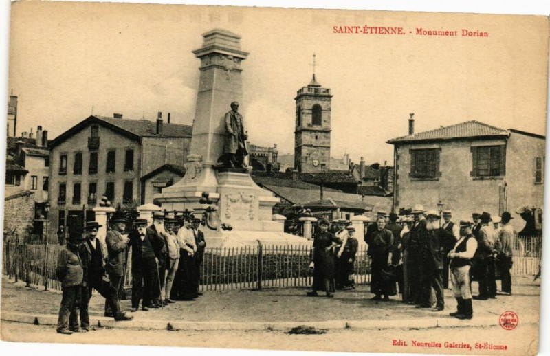Carte postale ancienne Saint-Etienne - Monument Dorian à Saint-Étienne
