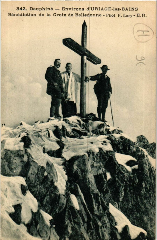 Carte postale ancienne Uriage-les-Bains - Env. - Benediction de La Croix