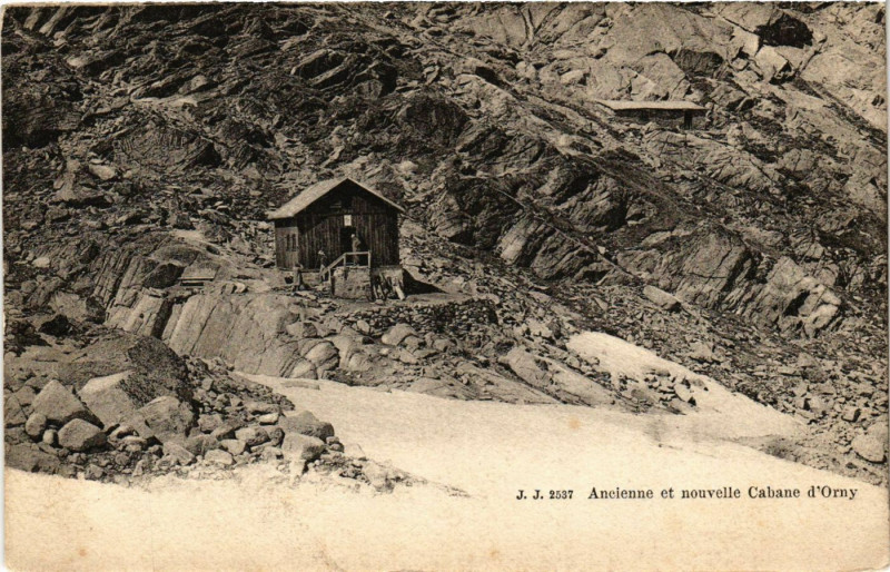 Carte postale ancienne Ancienne et Nouvelle Cabane d'Orny