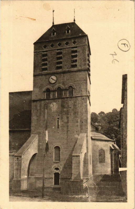 Carte postale ancienne Saint-Chef - Clocher de l'Eglise à Saint-Chef