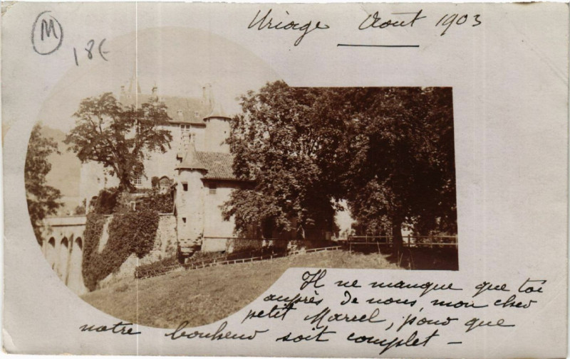 Carte postale ancienne Uriage - Chateau - Scene