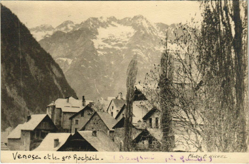 Carte postale ancienne Venosc et le Saint-Rochail