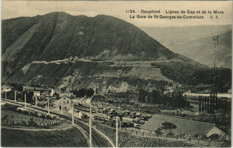 Carte postale ancienne Dauphiné - Lignes des Gap et de La Mure - La Gare de Saint-Georges à La Mure