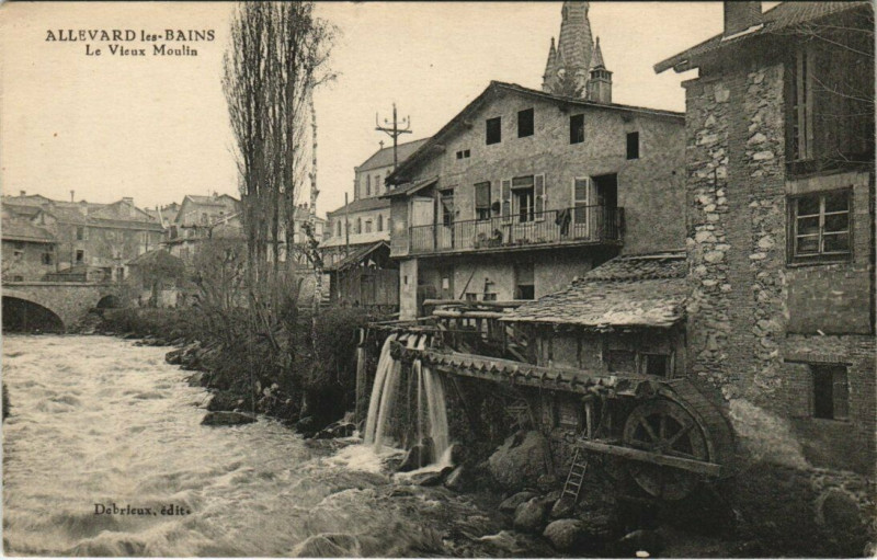 Carte postale ancienne Allevard-les-Bains - Le Vieux Moulin à Allevard