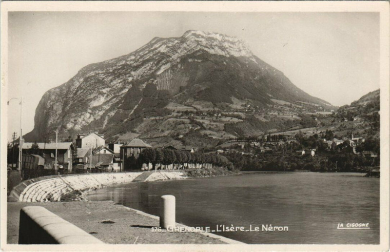 Carte postale ancienne Grenoble - L'Isere Le Neron à Grenoble