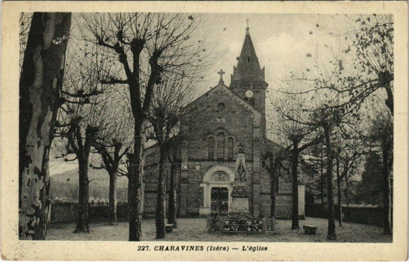 Carte postale ancienne Charavines - L'Eglise à Charavines