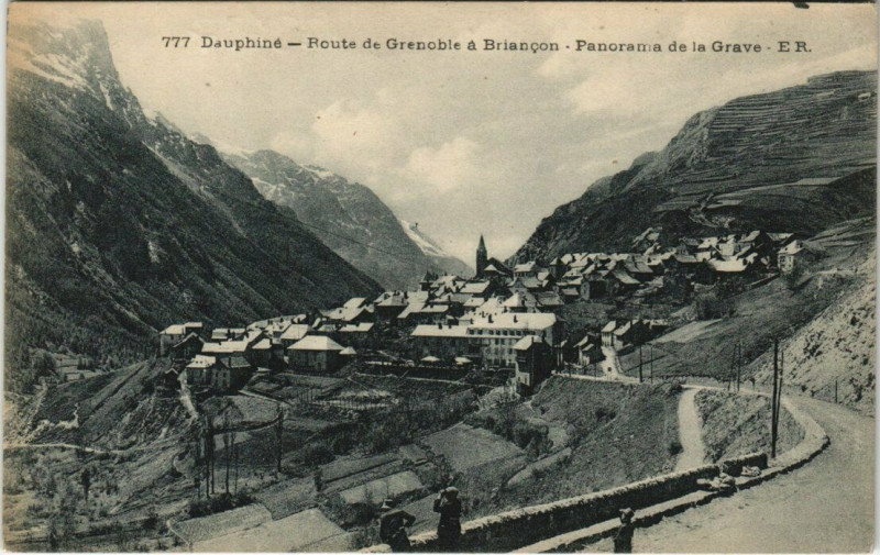 Carte postale ancienne Dauphiné - Route de Grenoble a Briancon - Pamorama de La Grave à Grenoble