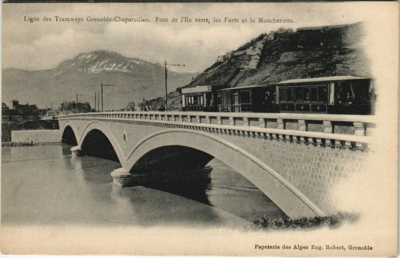 Carte postale ancienne Ligne des Tramways Grenoble-Chapareillan Pont-de-l'Ile verte à Chapareillan