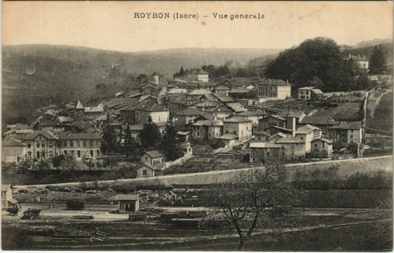 Carte postale ancienne Roybon - Vue générale à Roybon