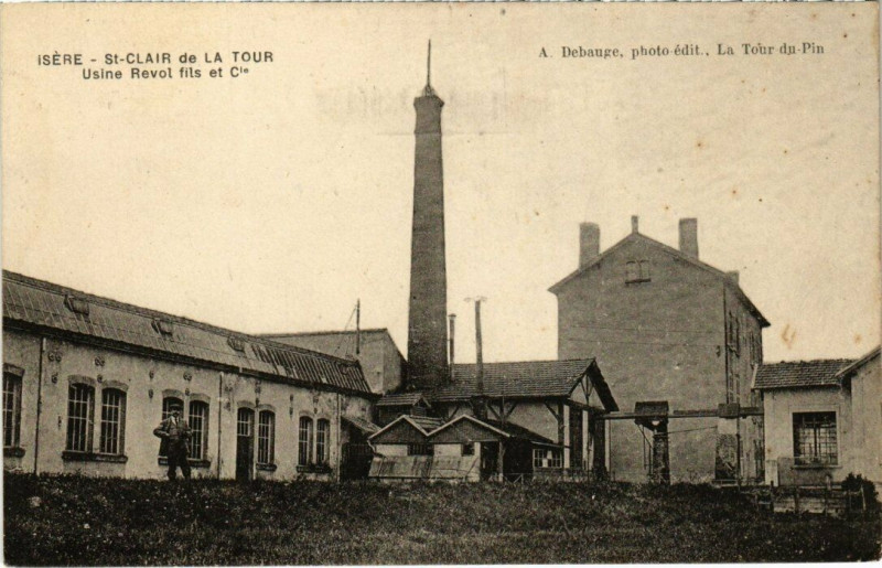 Carte postale ancienne Isere - Saint-Clair de La Tour Usine Revot fils et Cie à Saint-Clair-de-la-Tour