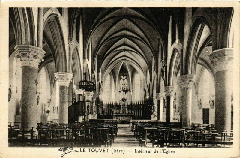 Carte postale ancienne Intérieur de l'Eglise au Touvet