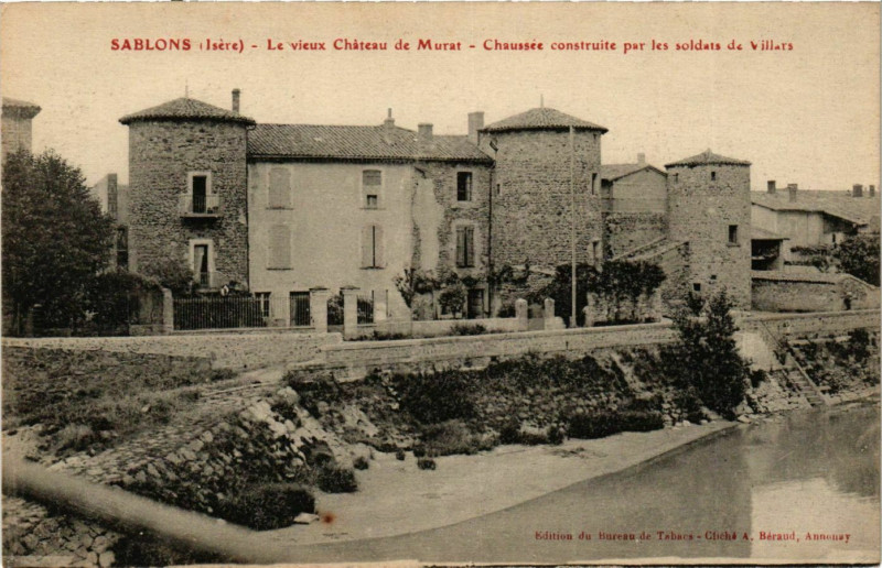 Carte postale ancienne Sablons - Le Vieux Chateau de Murat France à Sablons