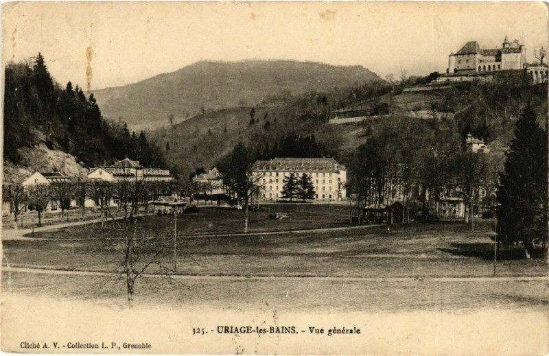 Carte postale ancienne Uriage-les-Bains - Vue Generale France