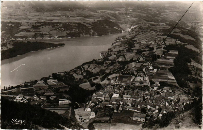 Carte postale ancienne Corps - Vue Generale et le Lac du Sautet France à Corps
