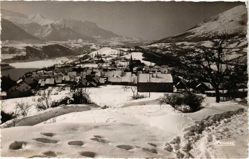Carte postale ancienne Corps - Vue Generale sous la Neige France à Corps