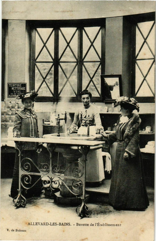 Carte postale ancienne Allevard-les-Bains - Buvette de l'Etablissement France à Allevard