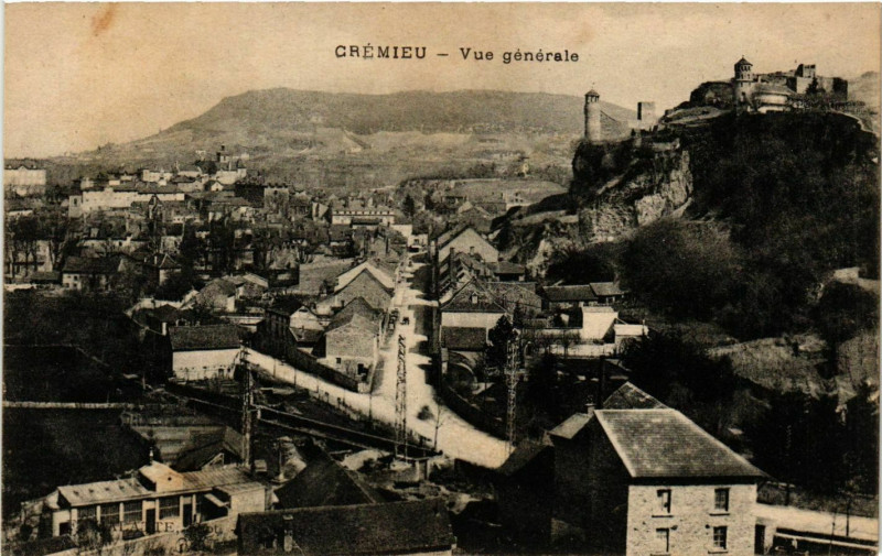 Carte postale ancienne Cremieu - Vue Generale France à Crémieu