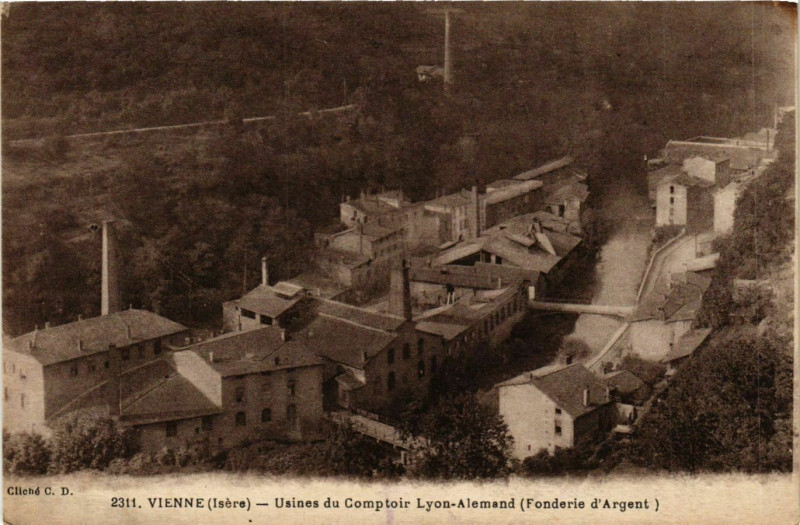 Carte postale ancienne Vienne - Usines du Comptoir Lyon-Allemand France à Vienne