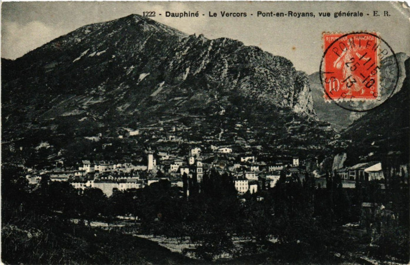 Carte postale ancienne Dauphine - Le Vercors - Pont-en-Royans, vue generale à Pont-en-Royans