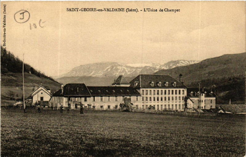 Carte postale ancienne Saint-Geoire-en-Valdaine - L'Usine de Champet à Saint-Geoire-en-Valdaine