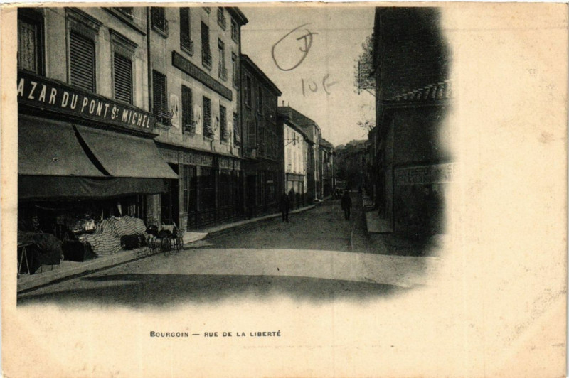 Carte postale ancienne Bourgoin - Rue de la Liberte