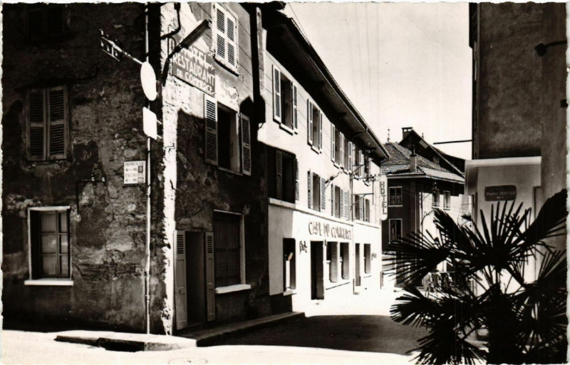 Carte postale ancienne Allevard-les-Bains - Hotel du Commerce à Allevard