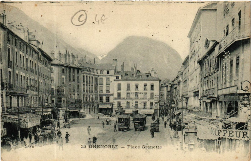 Carte postale ancienne Grenoble - Place Grenette à Grenoble