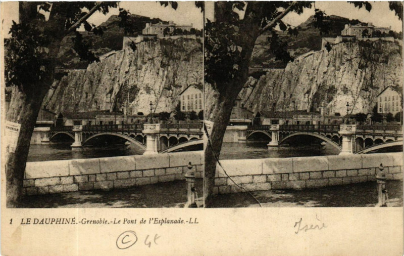 Carte postale ancienne Grenoble - Le Pont-de-l'Esplanade - Stereo View à Grenoble