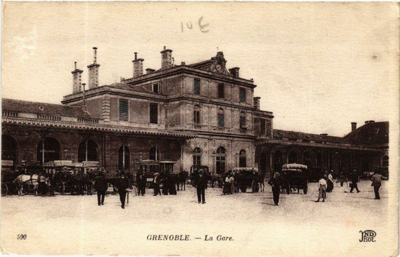 Carte postale ancienne Grenoble - La Gare à Grenoble