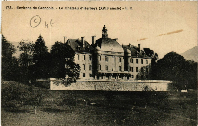 Carte postale ancienne Grenoble - Env. - Le Chateau d'Herbeys à Grenoble