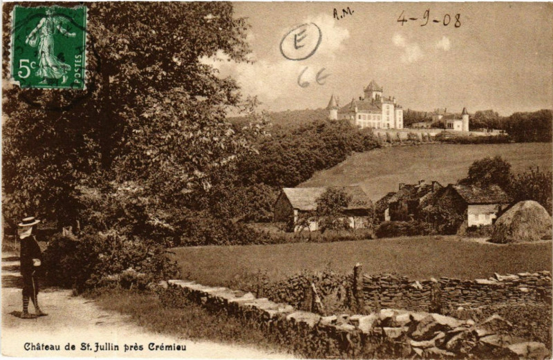 Carte postale ancienne Cremieu - Cremieu - Chateau de St-Jullin pres Cremieu à Crémieu