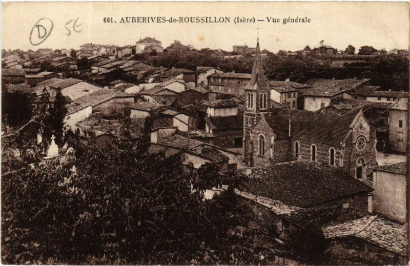 Carte postale ancienne Auberives-de-Roussillon - Vue générale à Roussillon