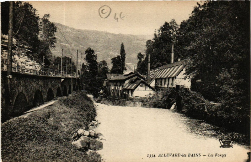 Carte postale ancienne Allevard-les-Bains - Les Forges à Allevard
