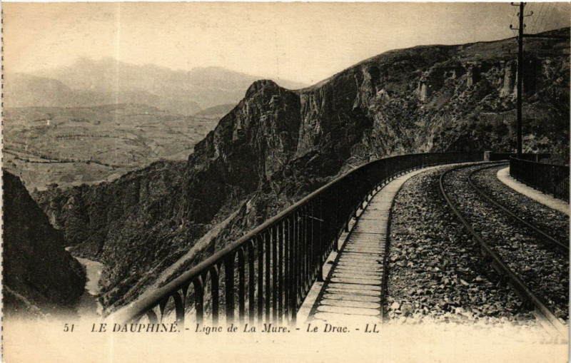 Carte postale ancienne Le Dauphiné - Ligne de La Mure - Le Drac à La Mure