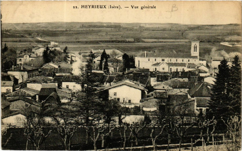 Carte postale ancienne Heyrieux - Vue générale à Heyrieux