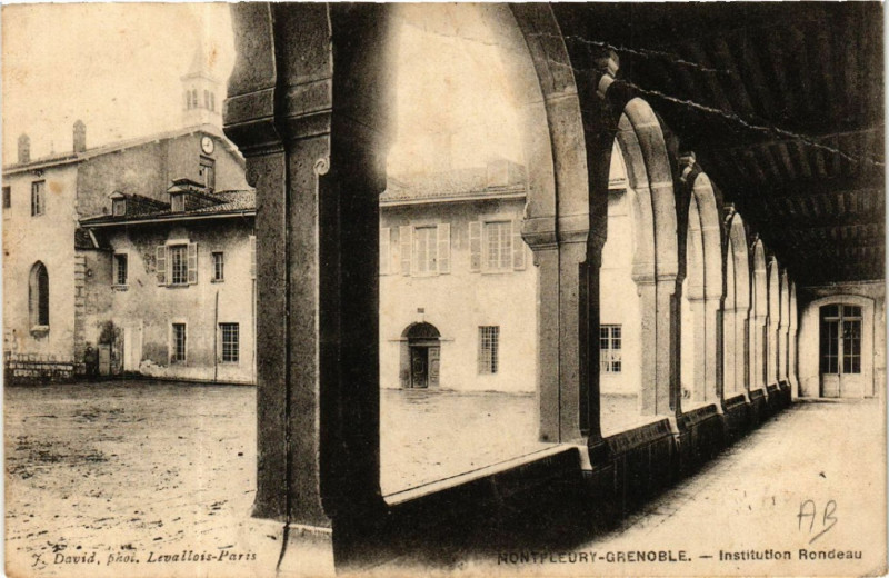 Carte postale ancienne Montfleury-Grenoble - Institution Rondeau à Grenoble