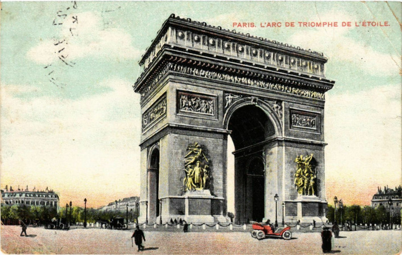 Carte postale ancienne Paris 8e - L'Arc de Triomphe à Paris 8e