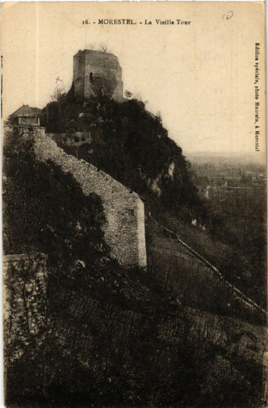 Carte postale ancienne Morestel - La Vieille Tour à Morestel