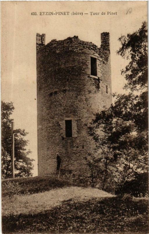 Carte postale ancienne Eyzin-Pinet - Tour de Pinet à Eyzin-Pinet
